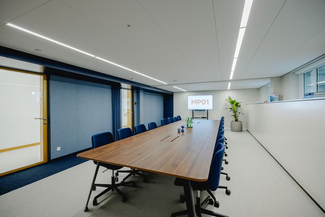 meetingroomboardblue